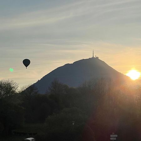 Appart' Cote Puy-De-Dome Orcines Eksteriør billede